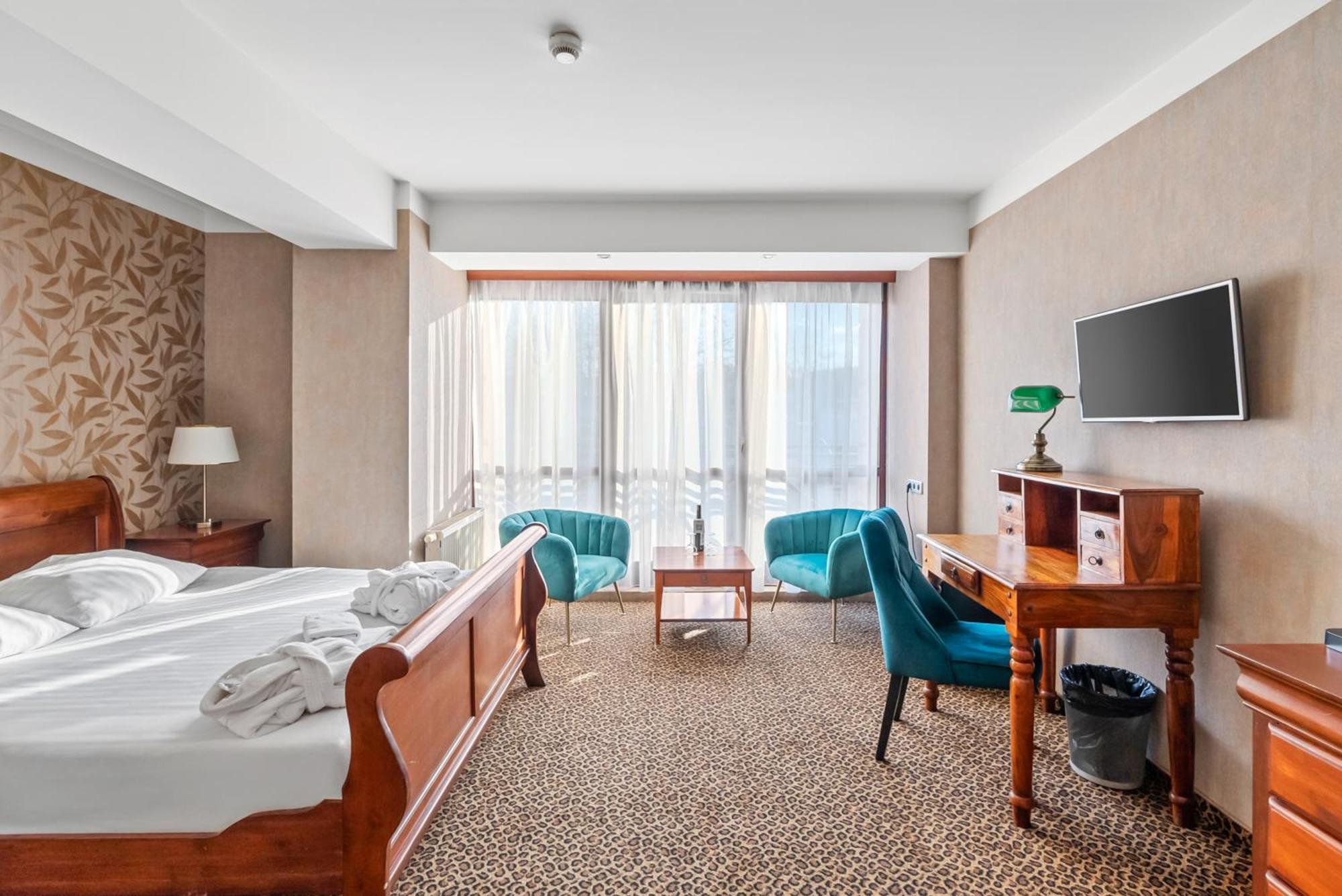 Hotel Diament Vacanza Katowice - Siemianowice Сємяновіце-Шльонськє Екстер'єр фото